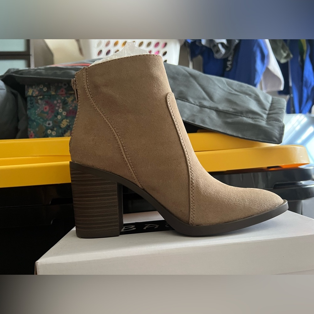 Make It Happen Booties: Taupe Size 5.5
